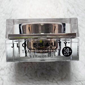 JLo Beauty That Big‎ Screen Moisturizer SPF 30